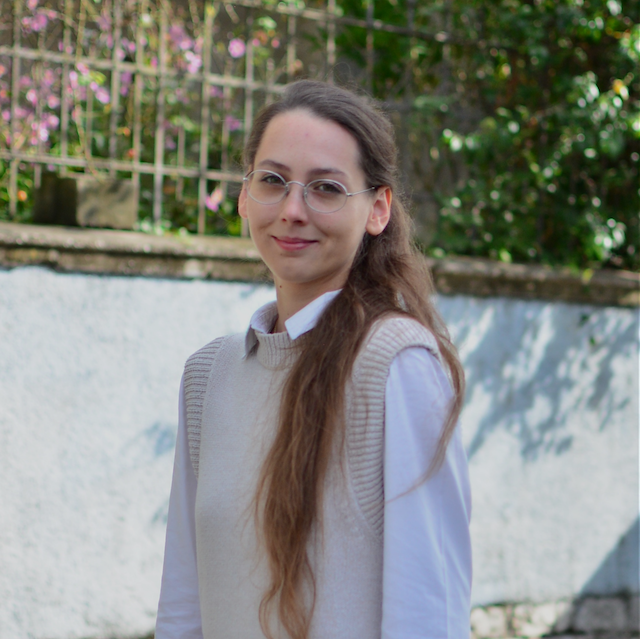 NIna Žnidaršič_profil